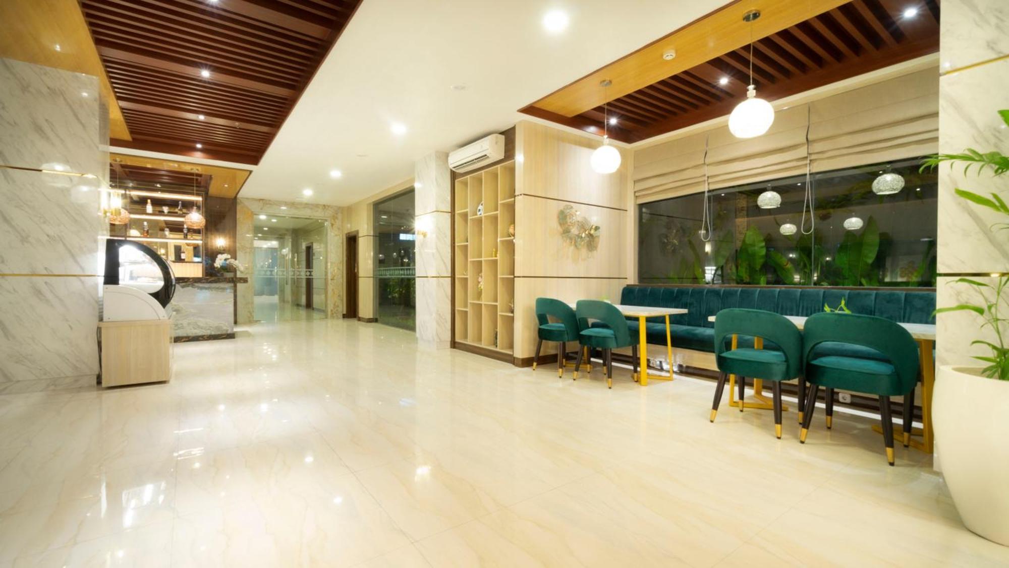 City Of Aventus Hotel - Denpasar מראה חיצוני תמונה