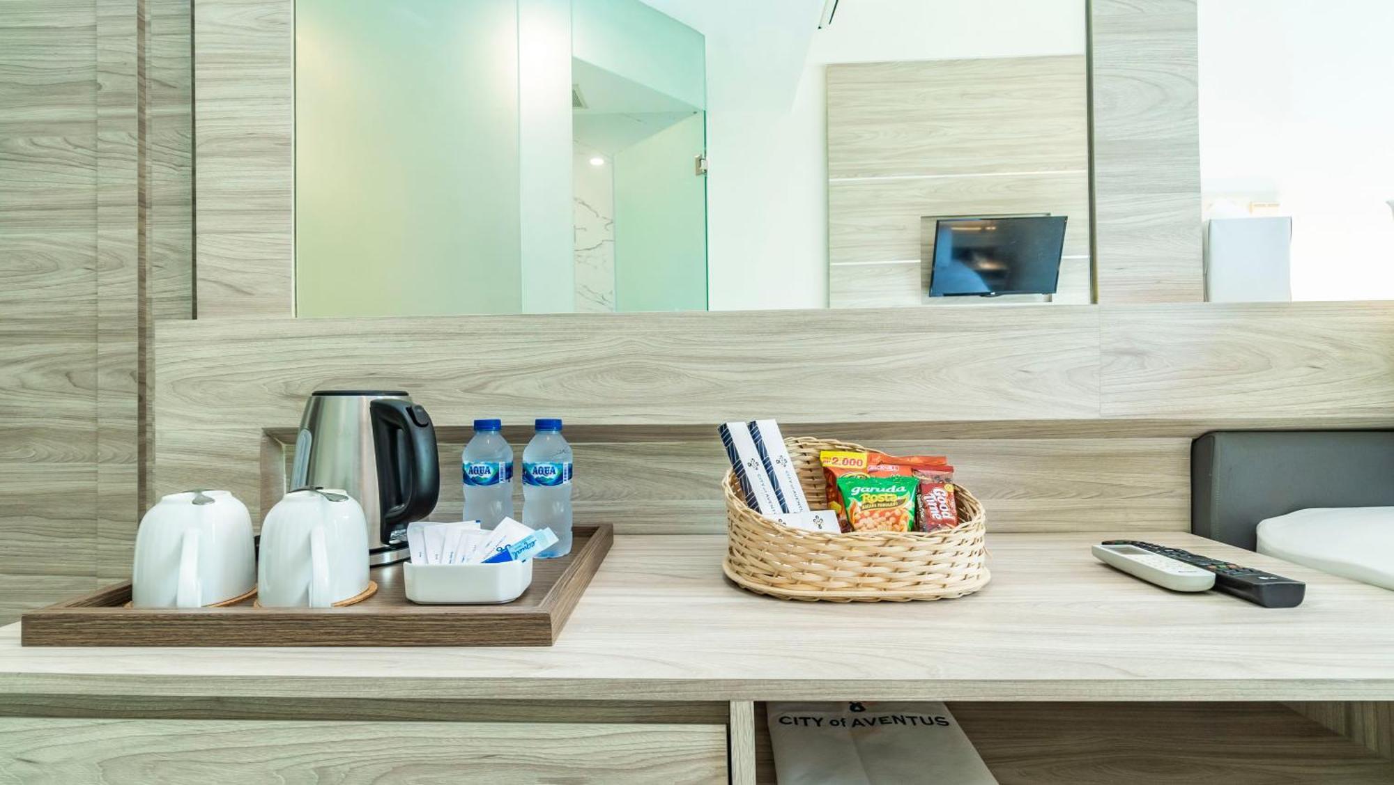 City Of Aventus Hotel - Denpasar חדר תמונה